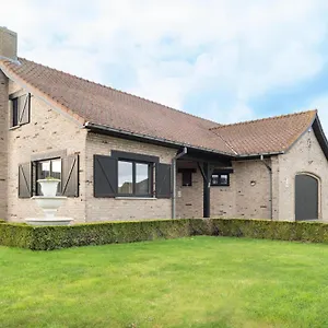 De Golfbreker Villa